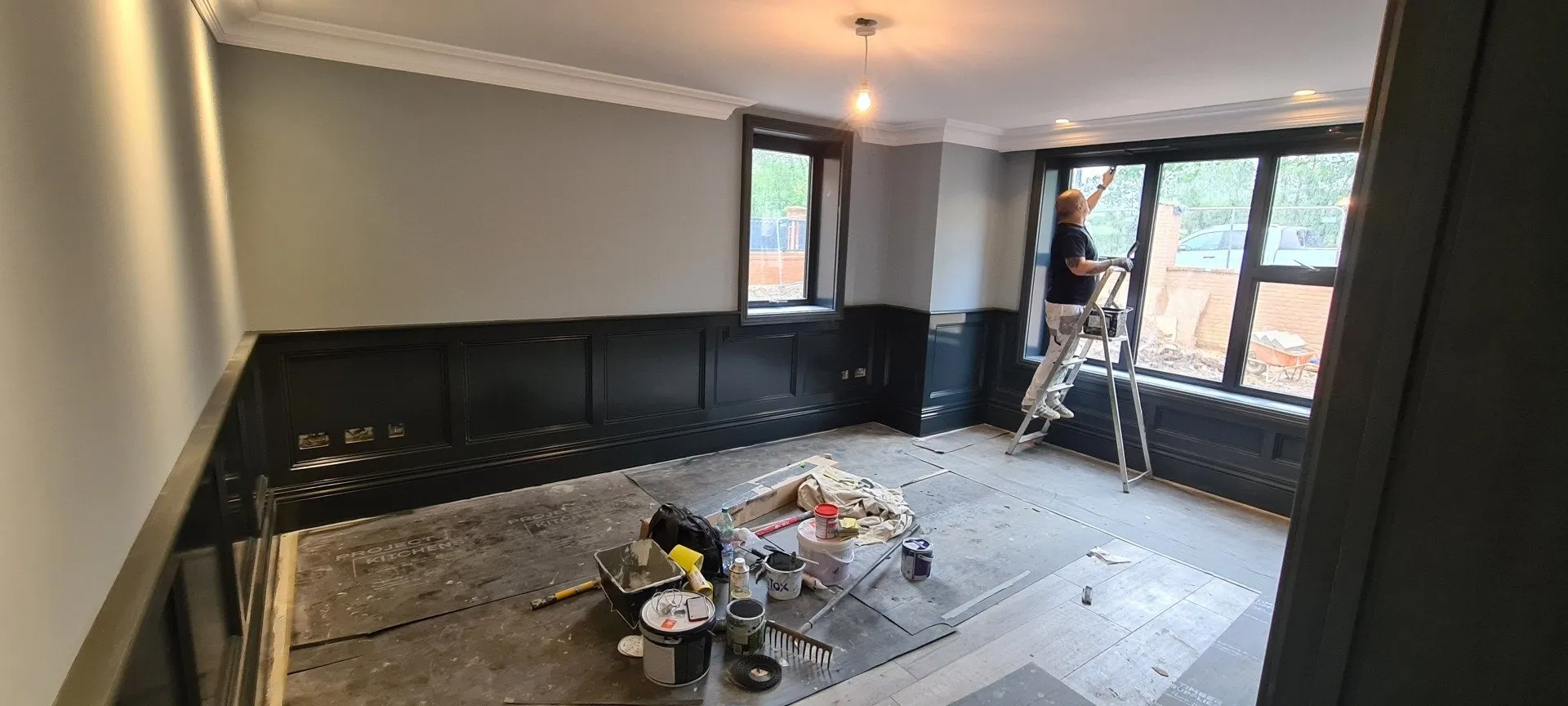 Painter and Decorator in Bury | Carlo Picasso Decorators
